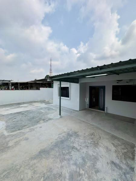 Semi-Detached House for Rent in Taman Sri Tebrau (Johor Bahru) - Yumi Kui - Exterior - PropertyGuru.com.my