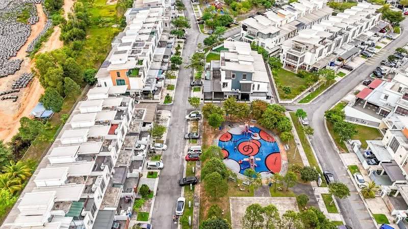 Rumah Teres 2.5-Tingkat untuk Dijual di Alam Impian Ttdi (Shah Alam) - Muhd Khairulnawawi Kamaruddin - PropertyGuru.com.my