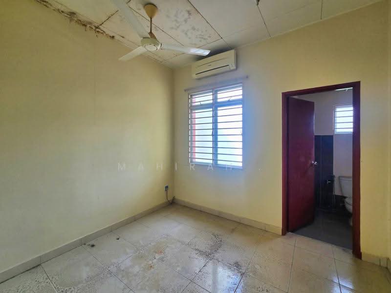 Rumah Teres 2-Tingkat untuk Dijual di Bandar Seri Putra (Bangi) - Mahirah . - Interior - PropertyGuru.com.my