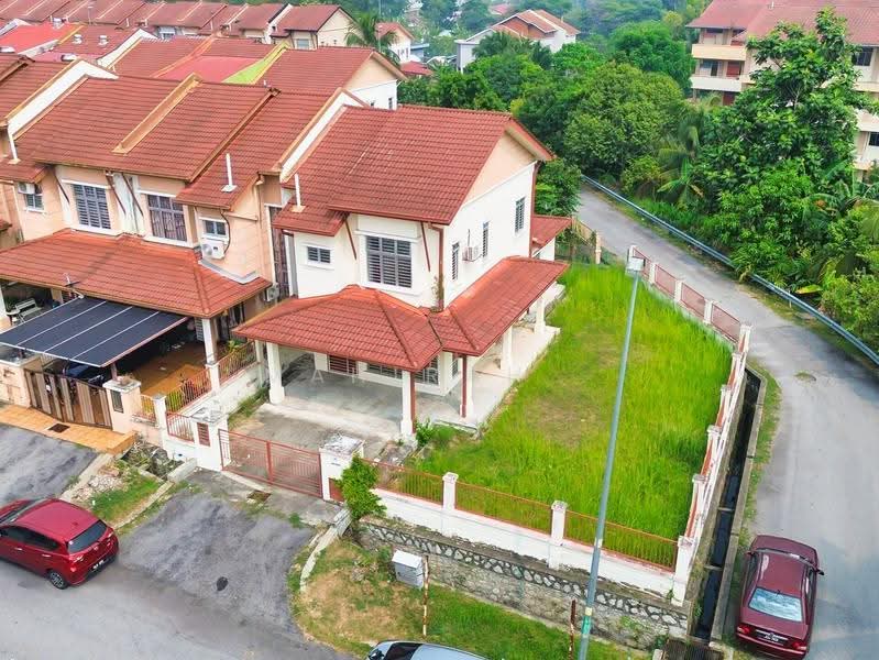 Rumah Teres 2-Tingkat untuk Dijual di Bandar Seri Putra (Bangi) - Mahirah . - Exterior - PropertyGuru.com.my