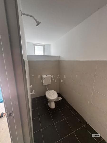 Shop for Rent in Jenjarom (Selangor) - Stephanie Quek - Bathroom - PropertyGuru.com.my