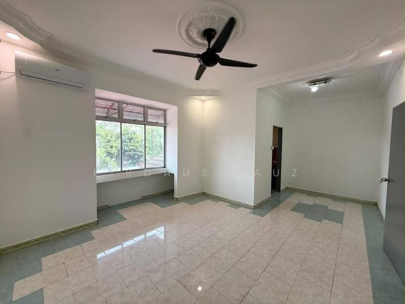 Rumah Teres 2-Tingkat untuk Dijual di Pasir Gudang (Johor) - Firdaus Dauz - Living Room - PropertyGuru.com.my