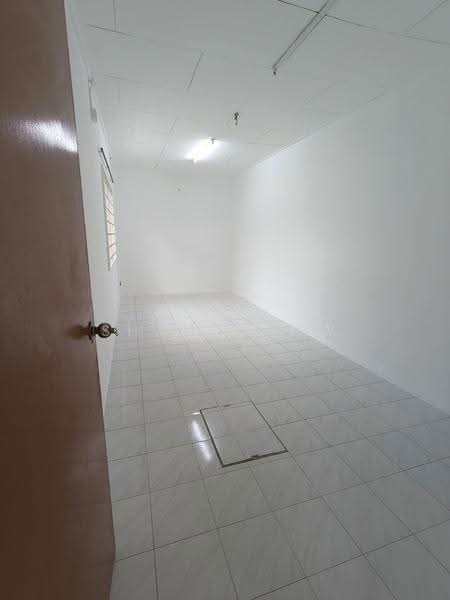 Semi-Detached House for Sale in Taman Megah Ria (Masai) - Shawn Law - Interior - PropertyGuru.com.my