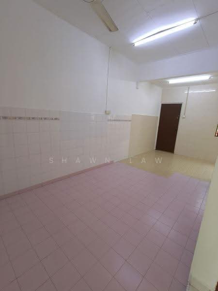 Semi-Detached House for Sale in Taman Megah Ria (Masai) - Shawn Law - Interior - PropertyGuru.com.my