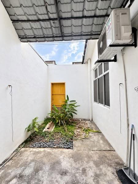 1-storey Terraced House for Rent in Taman Munshi Ibrahim (Tampoi) - Sausa Lee - Exterior - PropertyGuru.com.my