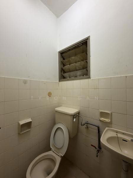 Terraced House for Sale in Usj 2 (Subang Jaya) - Tyson Gan - Bathroom - PropertyGuru.com.my