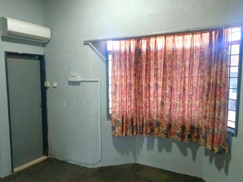 Rumah Teres untuk Dijual di Rawang (Selangor) - Liza Khalid - PropertyGuru.com.my