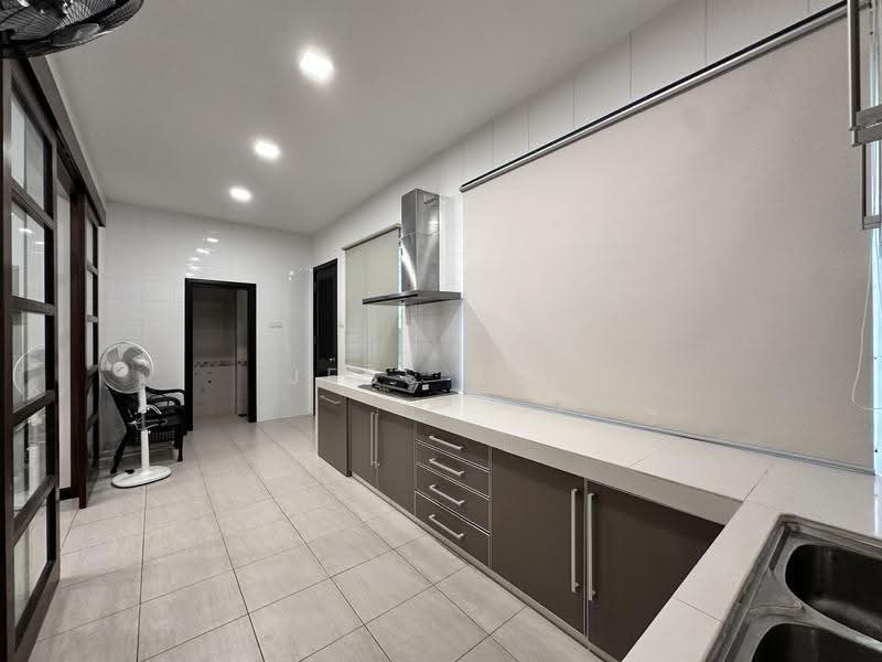 Semi-Detached House for Rent in Setia Eco Park (Setia Alam) - Jess Tee - Kitchen - PropertyGuru.com.my