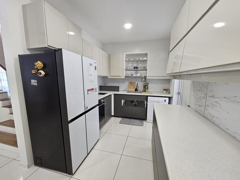 Rumah Teres 2-Tingkat untuk Dijual di Alam Damai (Cheras) - Eric Tang - PropertyGuru.com.my