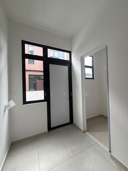 Semi-Detached House for Sale in Taman Gaya (Ulu Tiram) - Shi Ting - PropertyGuru.com.my
