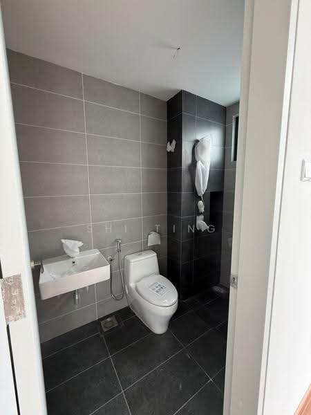 Semi-Detached House for Sale in Taman Gaya (Ulu Tiram) - Shi Ting - PropertyGuru.com.my