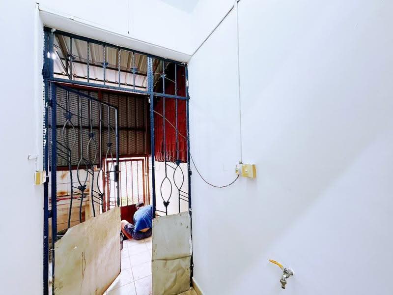 2-storey Terraced House for Rent in Taman Setia Indah (Tebrau) - Sausa Lee - Entrance - PropertyGuru.com.my