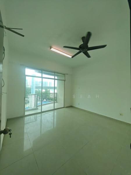 Pangsapuri untuk Disewa di Bukit Chagar (Pine View) - Steve Seah - Balcony - PropertyGuru.com.my