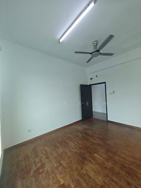 Pangsapuri untuk Disewa di Bukit Chagar (Pine View) - Steve Seah - Interior - PropertyGuru.com.my