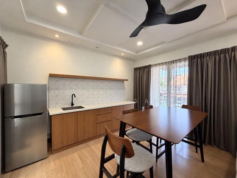 2.5-storey Terraced House for Sale in Usj 16 (Subang Jaya) - Tyson Gan - Kitchen - PropertyGuru.com.my
