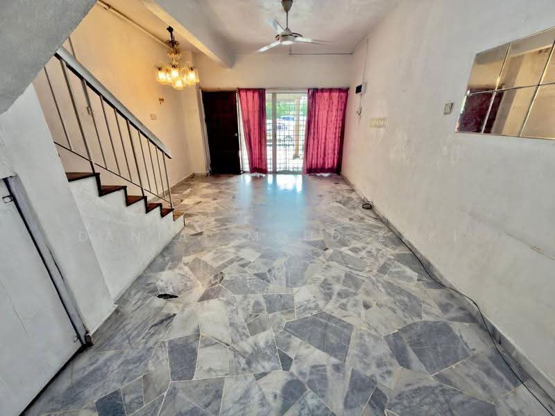 Flat for Sale at Taman Sri Muda - Danial Mohd Zaki - PropertyGuru.com.my
