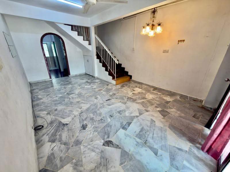 Flat for Sale at Taman Sri Muda - Danial Mohd Zaki - PropertyGuru.com.my