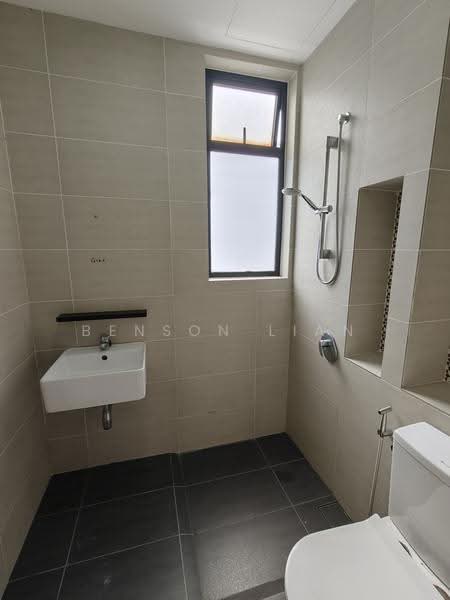 Bungalow House for Rent in Kuala Selangor (Selangor) - Benson Lian - Bathroom - PropertyGuru.com.my