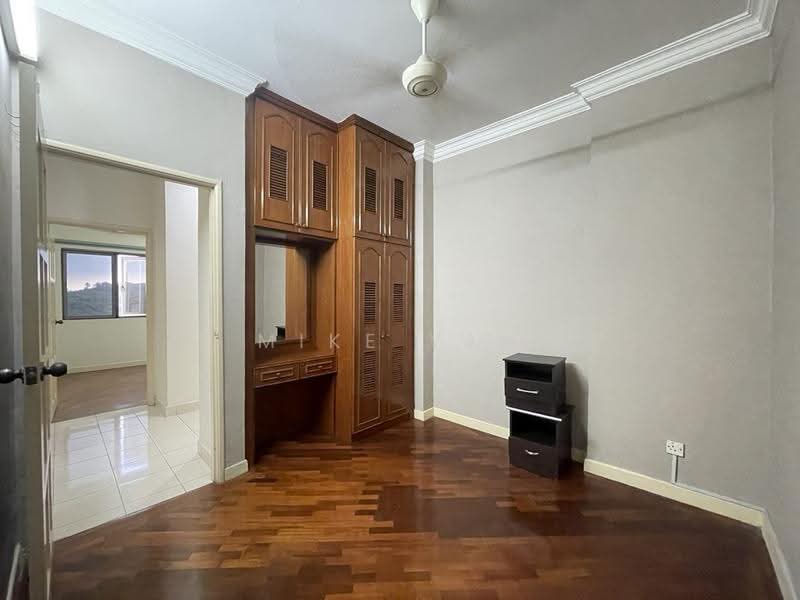 Kondominium untuk Disewa di Astana Putra - Mike Yan - Bedroom - PropertyGuru.com.my