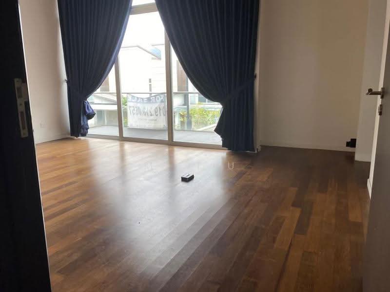 Semi-Detached House for Sale in Ampang Jaya (Ampang) - MT Tiu - Living Room - PropertyGuru.com.my