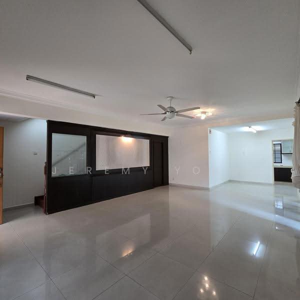 3-storey Terraced House for Sale in Taman Cheras Hartamas (Cheras) - Jeremy Yong - Living Room - PropertyGuru.com.my