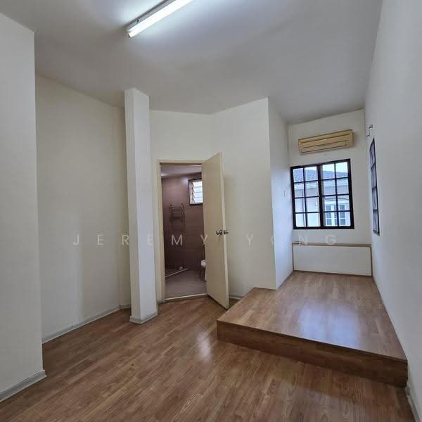 3-storey Terraced House for Sale in Taman Cheras Hartamas (Cheras) - Jeremy Yong - Bathroom - PropertyGuru.com.my