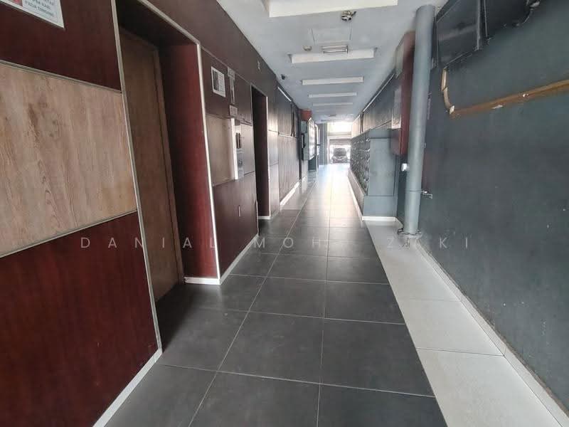 Apartment for Sale at Golden Villa - Danial Mohd Zaki - Corridor - PropertyGuru.com.my