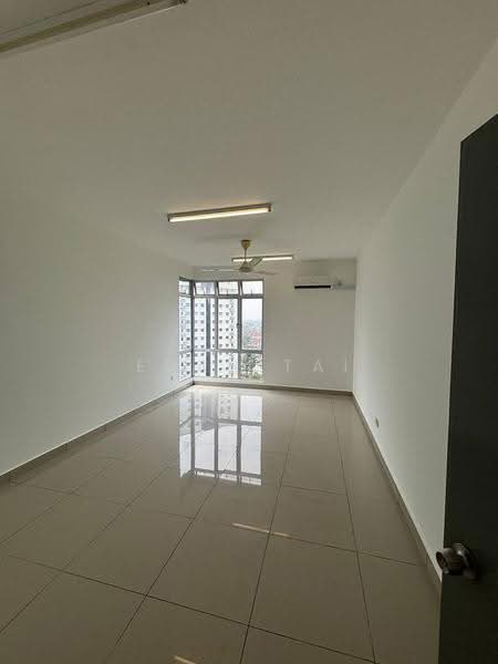 Kediaman Servis untuk Disewa di D'Ambience Residences (Pangsapuri Ikatan Flora) - Evan Tai - Living Room - PropertyGuru.com.my