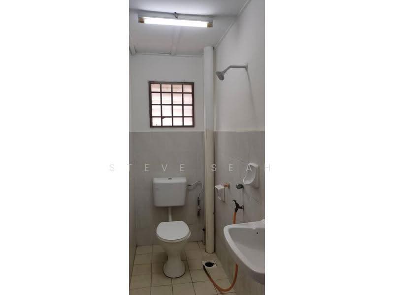 Rumah Teres untuk Disewa di Skudai (Johor) - Steve Seah - Bathroom - PropertyGuru.com.my