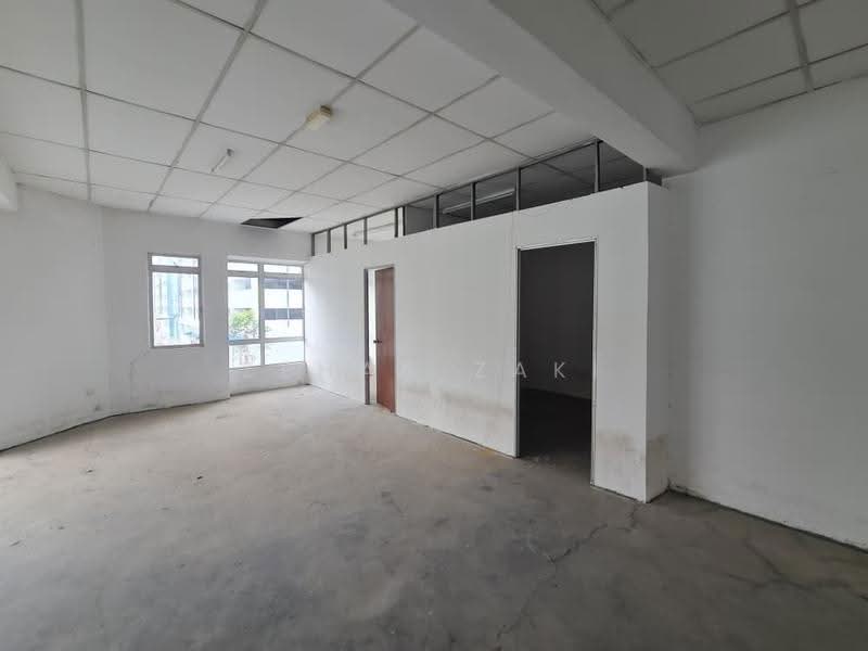 Kedai / Pejabat untuk Disewa di Sepang (Selangor) - Zehan Zaki - Interior - PropertyGuru.com.my