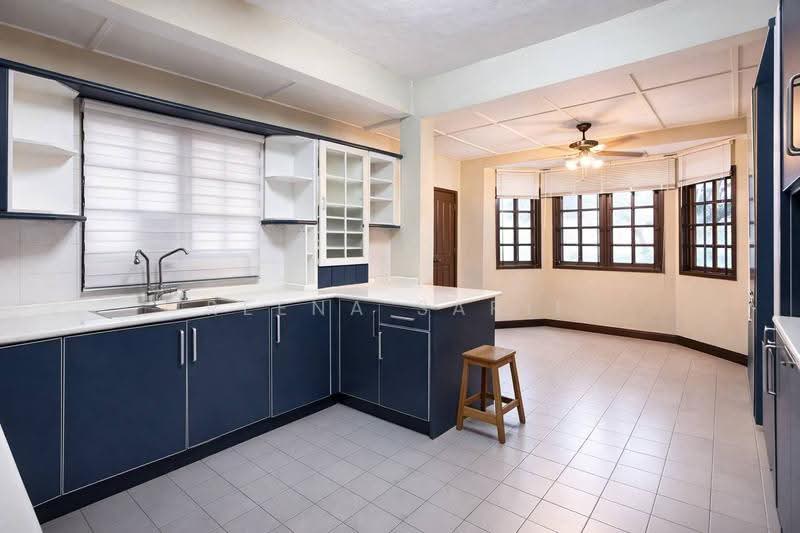 Semi-Detached House for Sale in Taman Tun Dr Ismail (Kuala Lumpur) - Reena Sarif - Kitchen - PropertyGuru.com.my