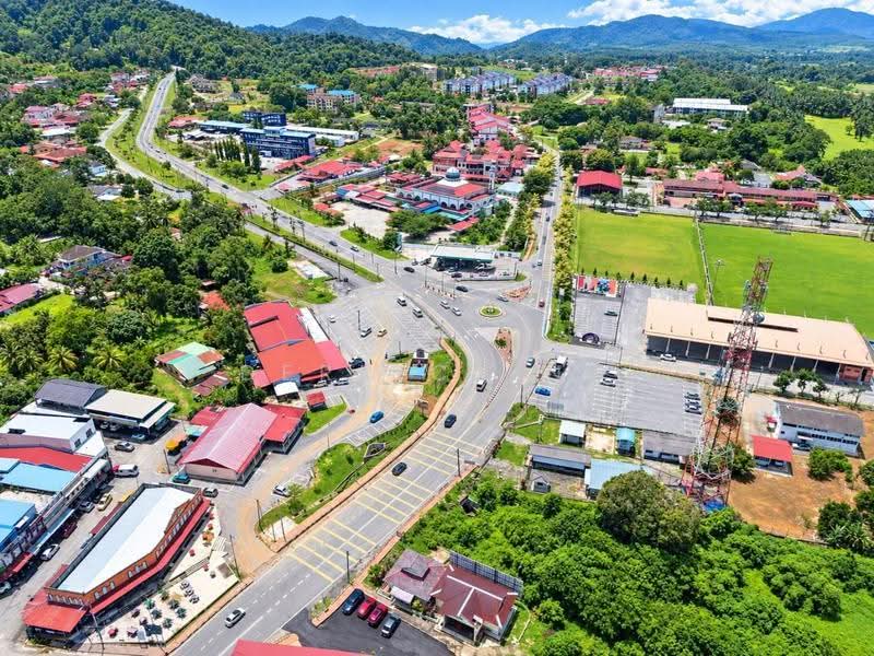 Kedai untuk Disewa di Pengkalan Hulu (Perak) - Derrick Ng - Exterior - PropertyGuru.com.my