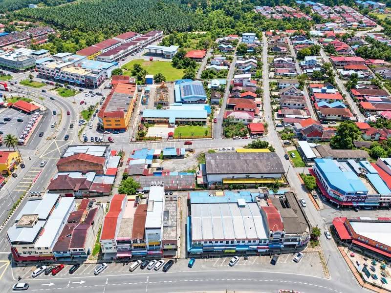 Kedai untuk Disewa di Pengkalan Hulu (Perak) - Derrick Ng - Exterior - PropertyGuru.com.my