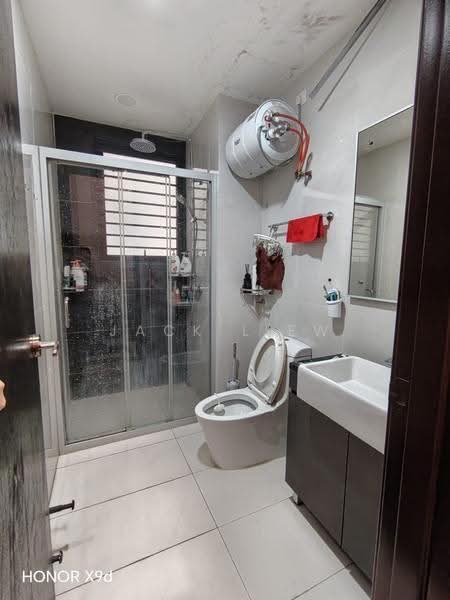 Condominium for Sale at Bay Point @ Country Garden Danga Bay - Jack Liew - Bathroom - PropertyGuru.com.my