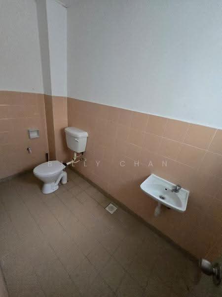 2-storey Terraced House for Sale in Bandar Mahkota Cheras (Cheras) - Billy Chan - Bathroom - PropertyGuru.com.my