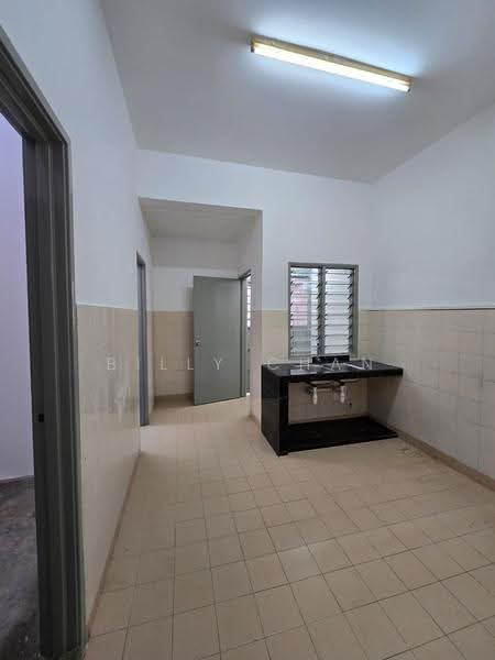 2-storey Terraced House for Sale in Bandar Mahkota Cheras (Cheras) - Billy Chan - Kitchen - PropertyGuru.com.my