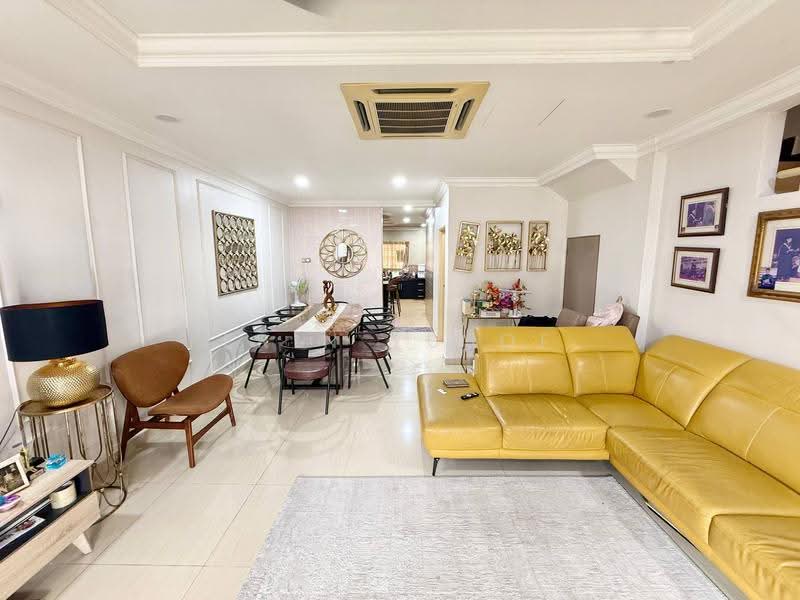 Rumah Teres untuk Dijual di Taman Perkasa Indah (Hulu Langat) - Erin Yusof - Living Room - PropertyGuru.com.my