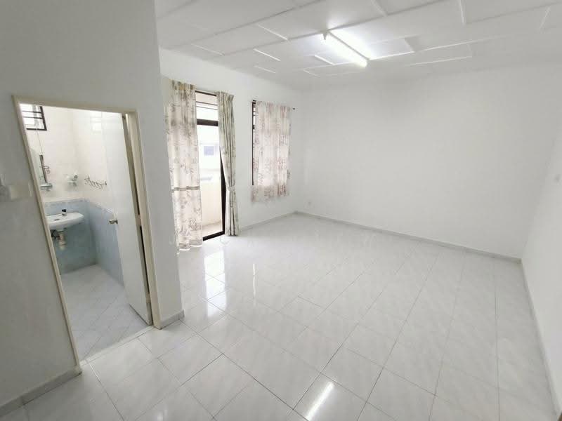 Rumah Banglo untuk Dijual di Taman Nong Chik Jalan Kemuncak, Johor Bahru (Johor Bahru) - Jack Liew - Bathroom - PropertyGuru.com.my