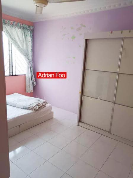 Pangsapuri untuk Disewa di Desa Green - Adrian Foo - Bedroom - PropertyGuru.com.my