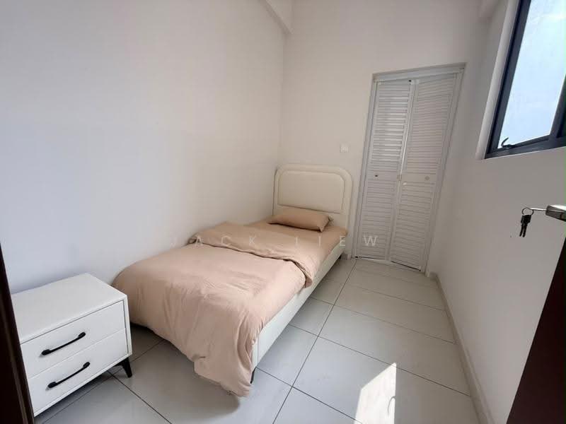 Condominium for Rent at Kings Bay @ Country Garden Danga Bay - Jack Liew - Bedroom - PropertyGuru.com.my