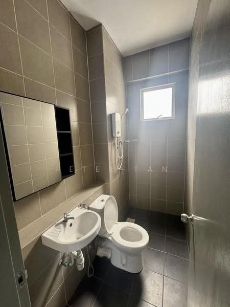 Apartment for Rent at Idaman Abadi - Peter Tan - Bathroom - PropertyGuru.com.my
