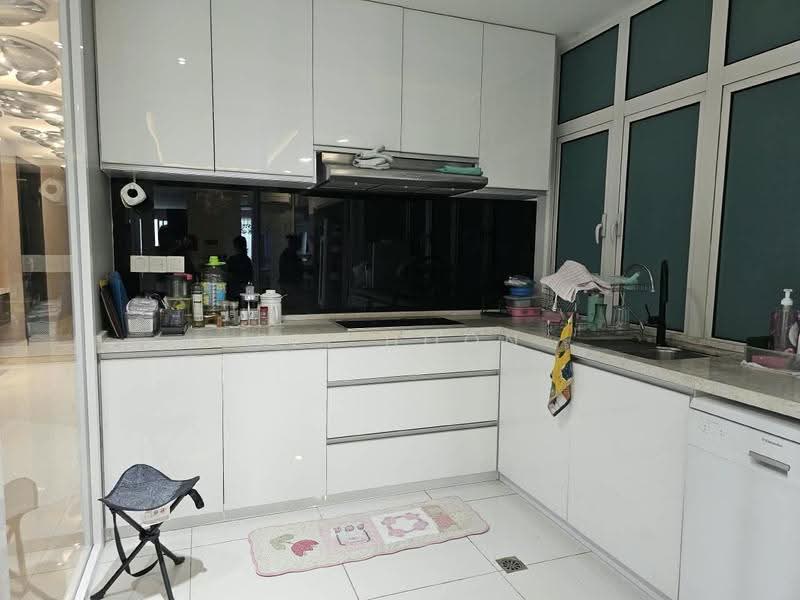 Kondominium untuk Disewa di Gurney Paragon - Pei Hoon - Kitchen - PropertyGuru.com.my