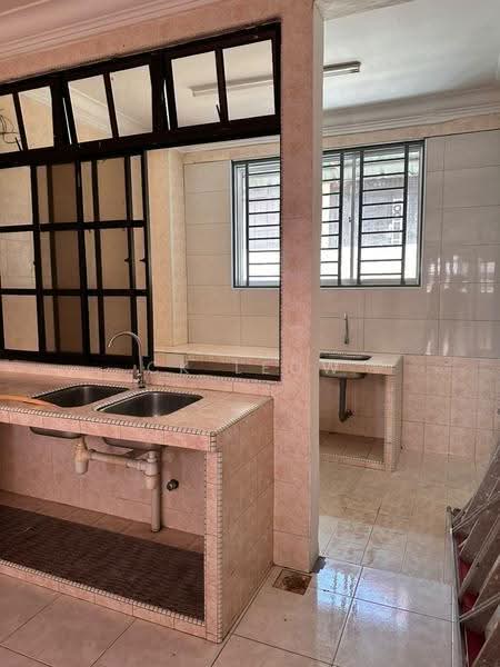 1.5-storey Terraced House for Rent in Taman Rinting (Masai) - Ck Leow - PropertyGuru.com.my