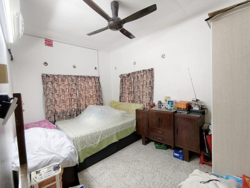 Semi-Detached House for Sale in Taman Chee Seng (Tanjung Bungah) - Celine Cheah - Bedroom - PropertyGuru.com.my