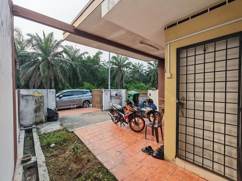 Rumah Teres 1-Tingkat untuk Dijual di Kampung Sementa (Kapar) - Mohd Hazlan bin Mohd Sopi - Exterior - PropertyGuru.com.my