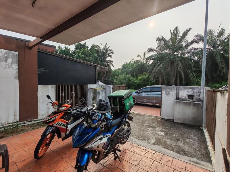 Rumah Teres 1-Tingkat untuk Dijual di Kampung Sementa (Kapar) - Mohd Hazlan bin Mohd Sopi - Exterior - PropertyGuru.com.my