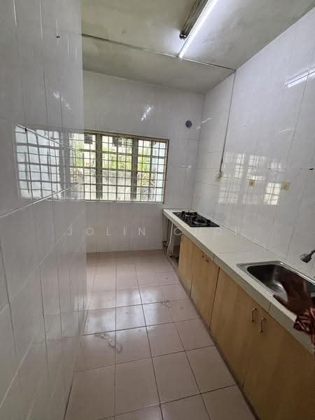 2-storey Terraced House for Rent in Bandar Puteri Puchong (Puchong) - Jolin Choi - Kitchen - PropertyGuru.com.my