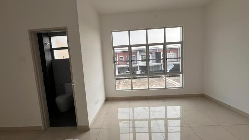 2-storey Terraced House for Sale in Bandar Indahpura (Kulai) - Claire Lai - Bathroom - PropertyGuru.com.my