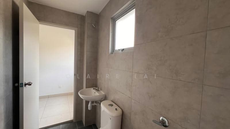 2-storey Terraced House for Sale in Bandar Indahpura (Kulai) - Claire Lai - Bathroom - PropertyGuru.com.my