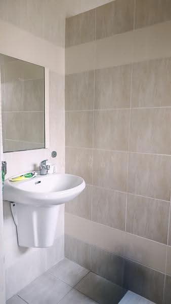 Rumah Teres 3-Tingkat untuk Dijual di Taman Bukit Prima (Cheras) - Connie Wong - PropertyGuru.com.my